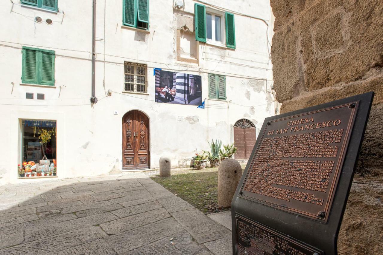Centro Storico Carlo Alberto Alghero Zewnętrze zdjęcie