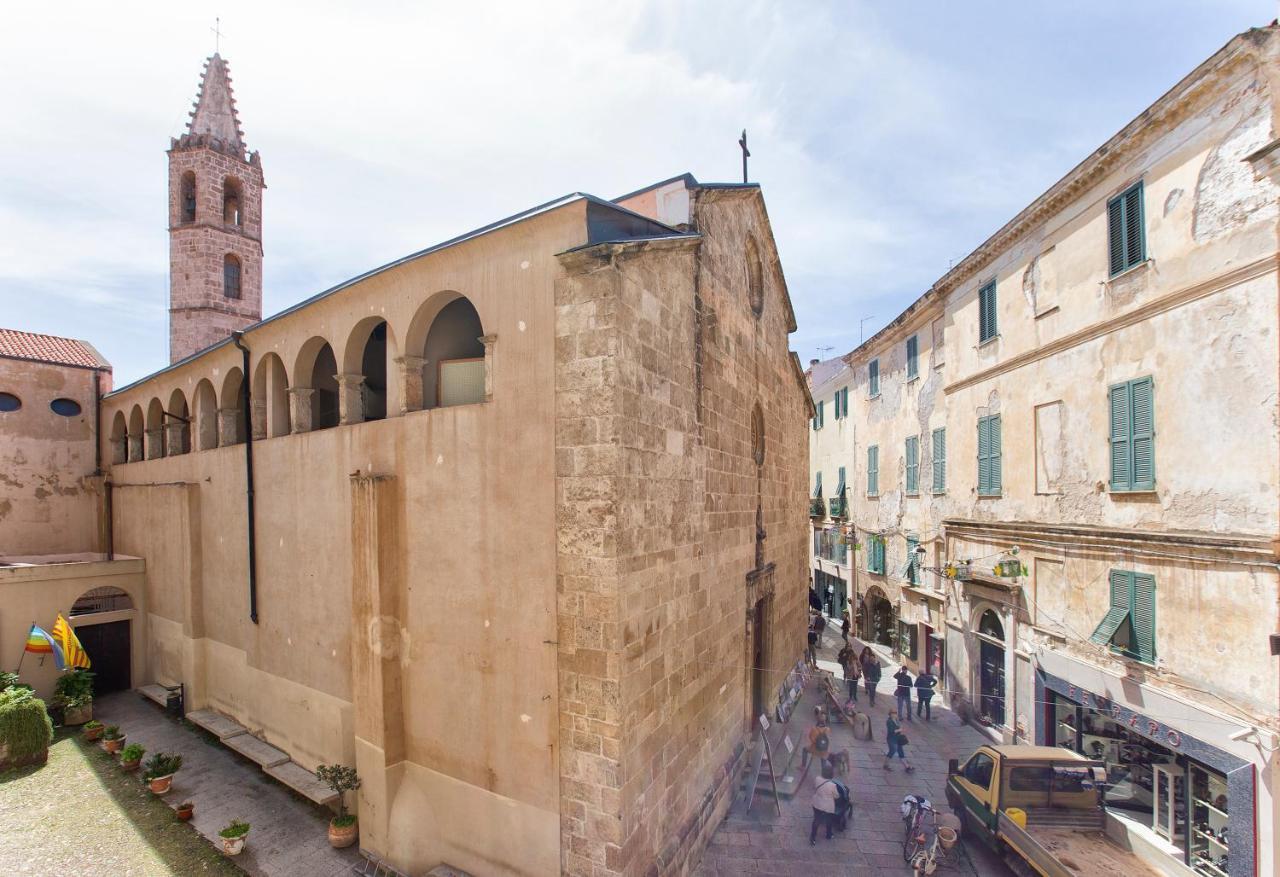 Centro Storico Carlo Alberto Alghero Zewnętrze zdjęcie